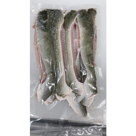 帶肉虱目魚皮 | 600g